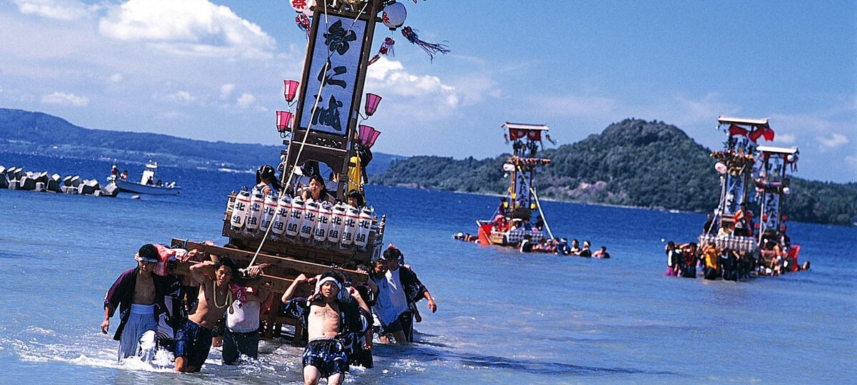 立戸の浜（たっとのはま）