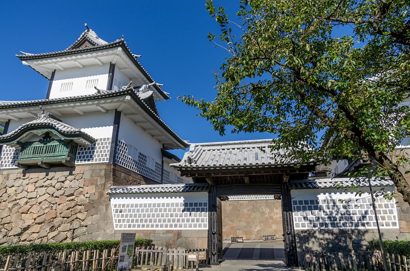 金沢城公園（石川門） | 金沢フィルムコミッション